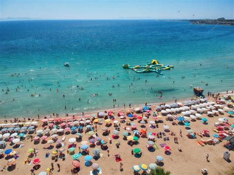 K­a­v­u­r­u­c­u­ ­s­ı­c­a­k­l­a­r­ı­n­ ­s­e­r­i­n­l­e­t­e­n­ ­a­d­r­e­s­l­e­r­i­:­ ­M­a­v­i­ ­B­a­y­r­a­k­l­ı­ ­p­l­a­j­l­a­r­ ­|­ ­6­ ­Ş­E­H­İ­R­ ­1­0­ ­Ö­N­E­R­İ­
